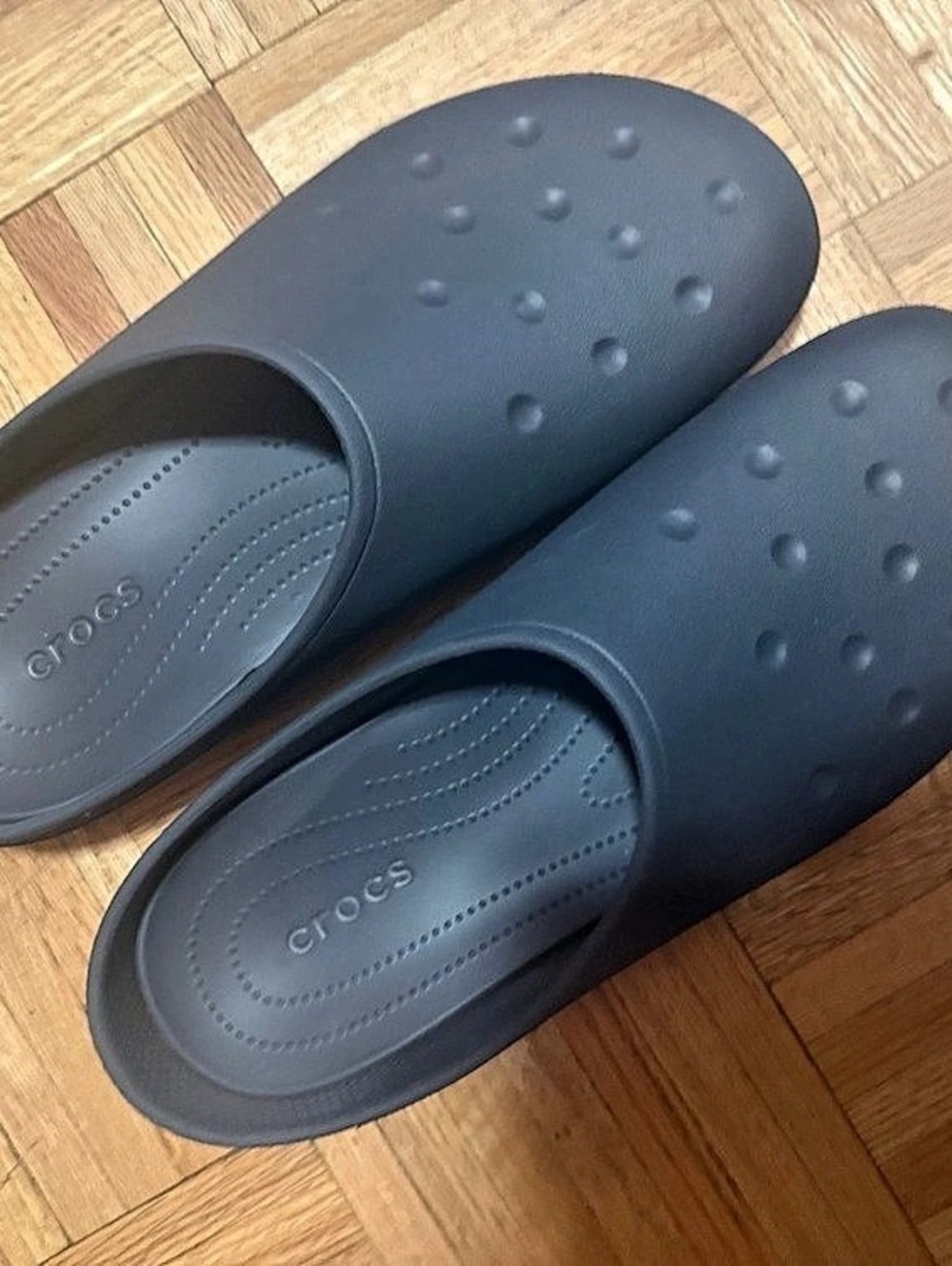 Mens Crocs Quit Clog  in Black size 12